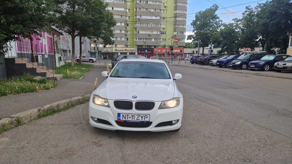 BMW seria 3 E90 2010 316D Facelift