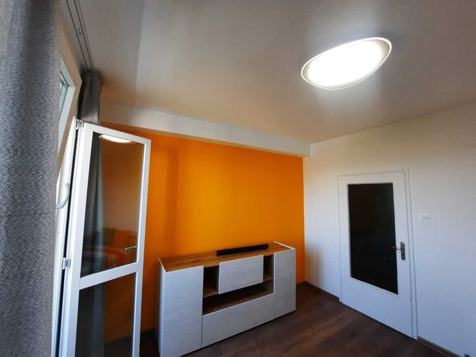 Продава се Едностаен апартамент в Пловдив, Кършияка - 27 кв.м за 1228 €/кв.м - Снимка #1