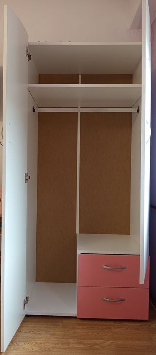 Гардероб за детска стая за момиченце