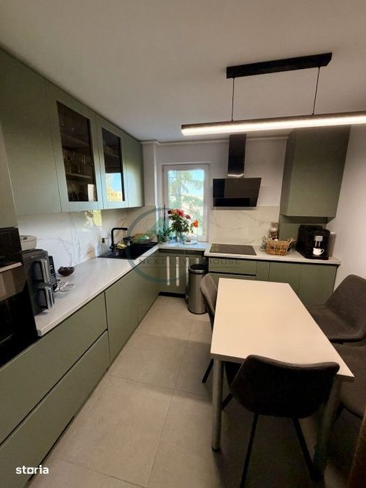 Apartament 2 camere, Astra, Etaj intermediar, loc parcare