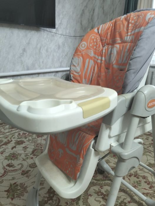 Детский столик..