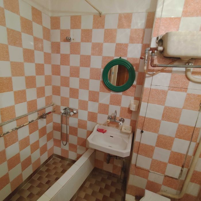 Продавам апартамент