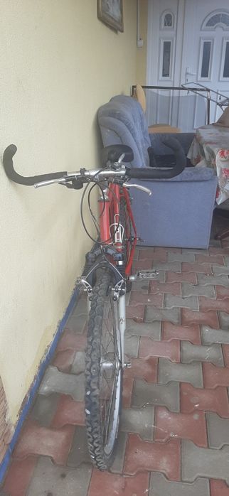 Vând bicicleta  mondebai