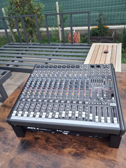 Mixer pasiv pro fx 16  Mackie Thump 16 canale