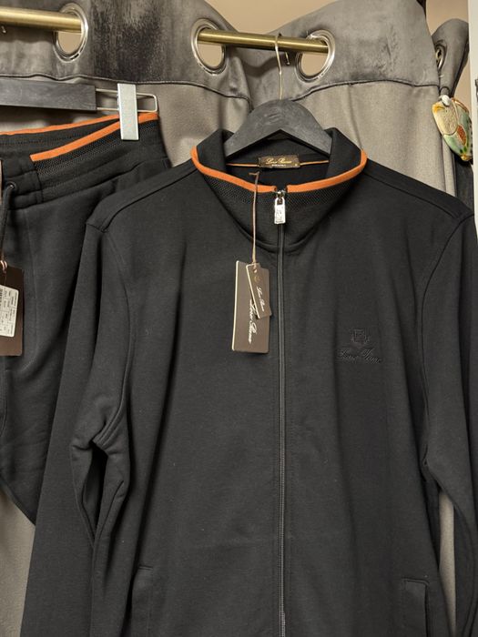 Мъжки екип нов M номер