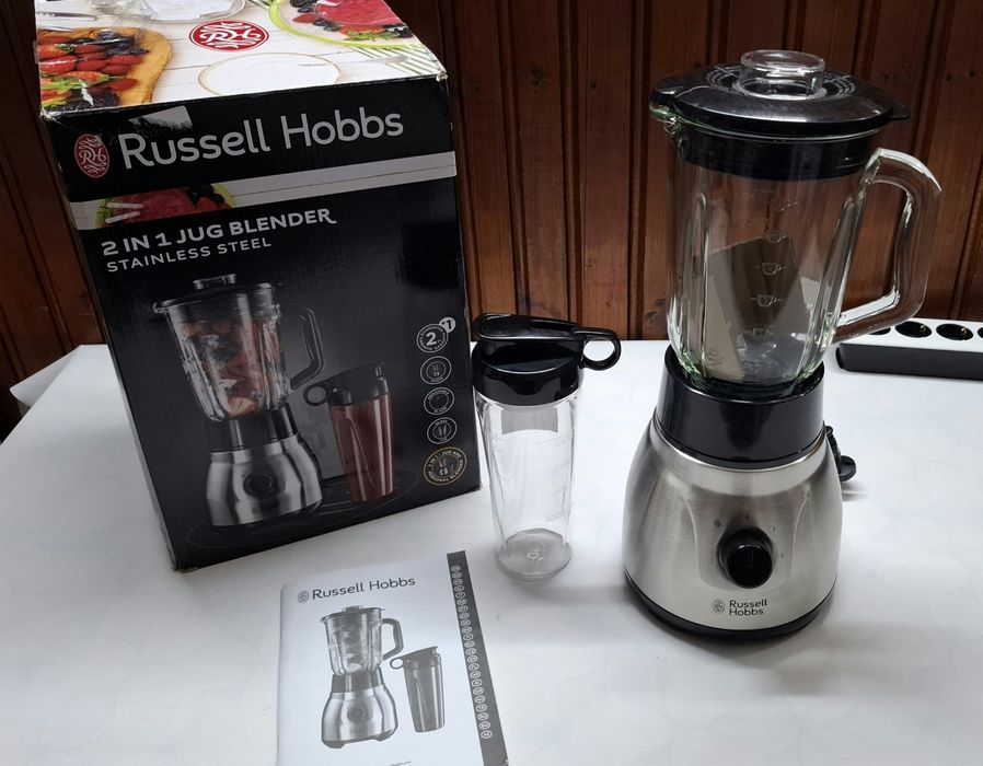 Блендер Russell Hobbs със шейкър 2в1, 1.5 литра, 600 W