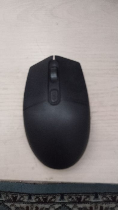 Продам беспроводную мышку для компьютера.