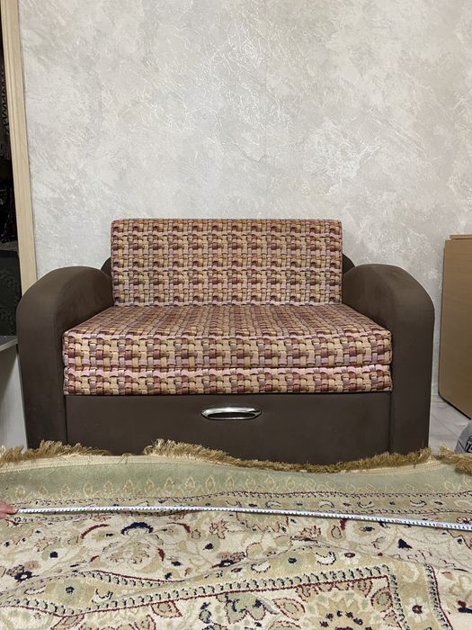 Мини диванчик, продам,в хорошем состоянии