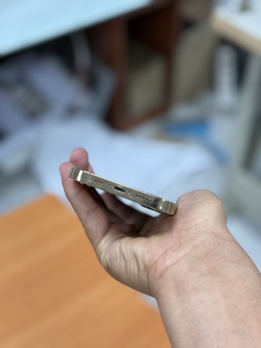 Айфон 12 про срочно
