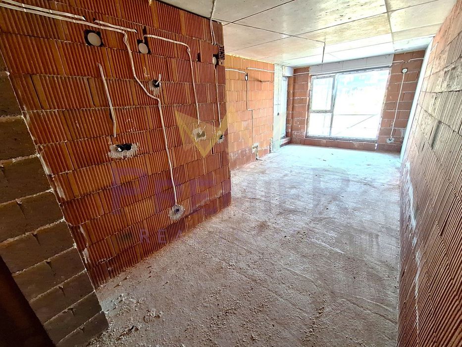 Продава се Двустаен апартамент в София, Малинова долина - 67 кв.м за 2340 €/кв.м - Снимка #2