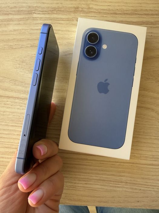 Telefon mobil Apple iPhone 16, 128GB, 5G, Ultramarine