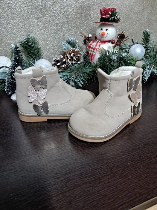 Vand papuci second-hand