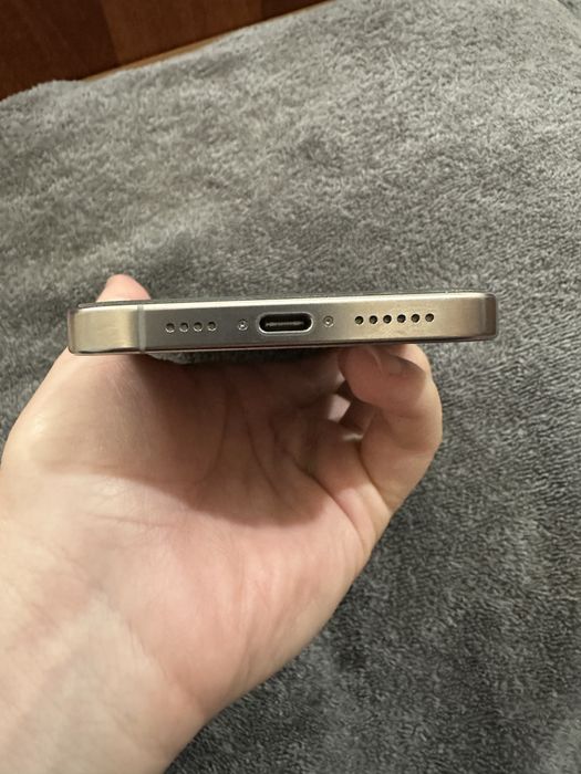 Iphone 16 PRO MAX  256/100