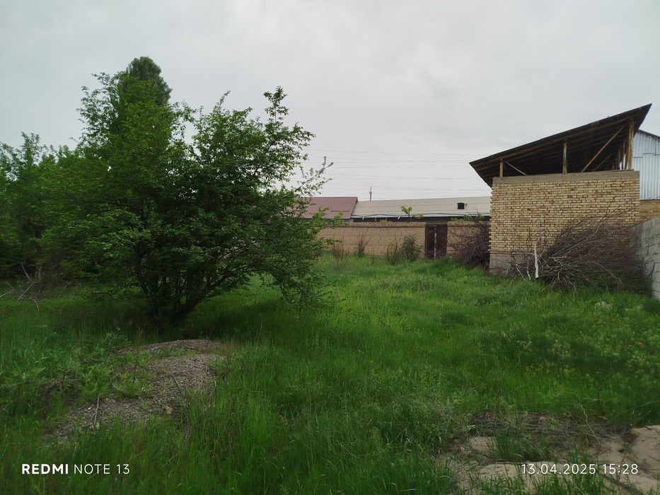 Ховли сотилади 12 сотих Мирпустин кучаси мулжал 9 дамас охирги бекати.