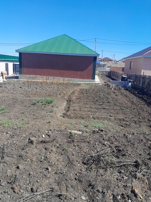 Продаеться дом или оймен с доплатой