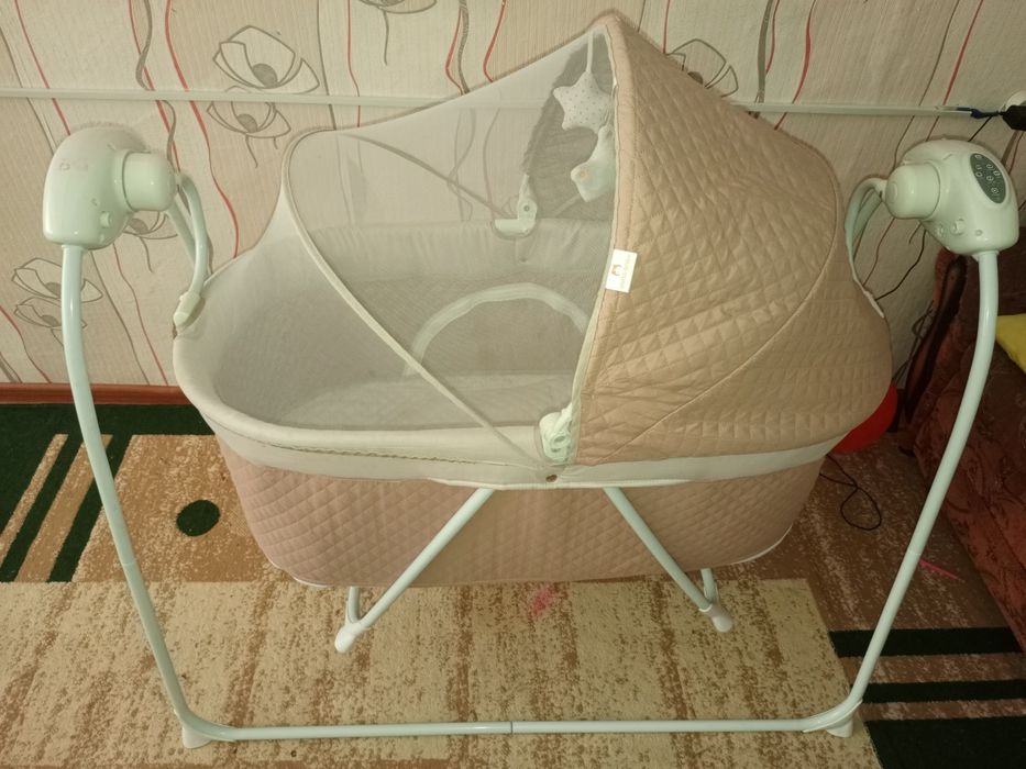 Продам кроватку детскую