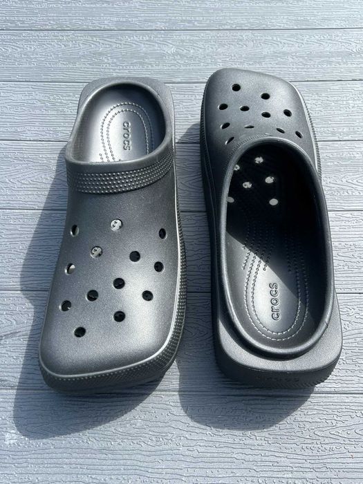 Crocs - noi, marimea 43