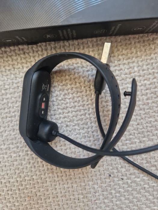 Часовник Mi Smart Band 5