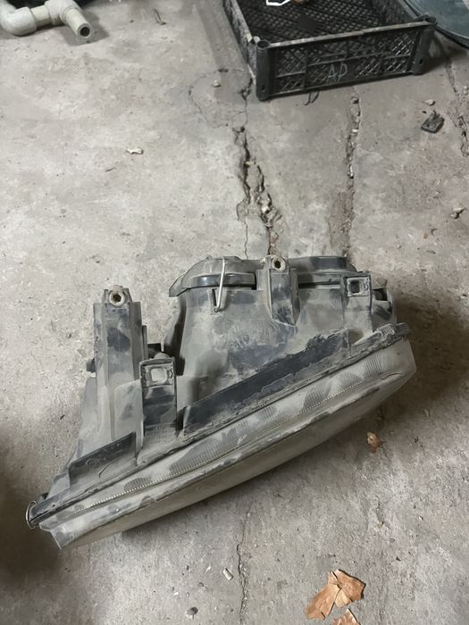 Фары передние Golf