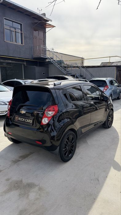 Spark 4 poz 2022 yil Qora Probeg 62.500 km