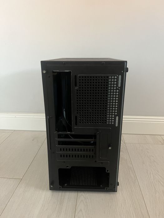 Carcasa gaming pc