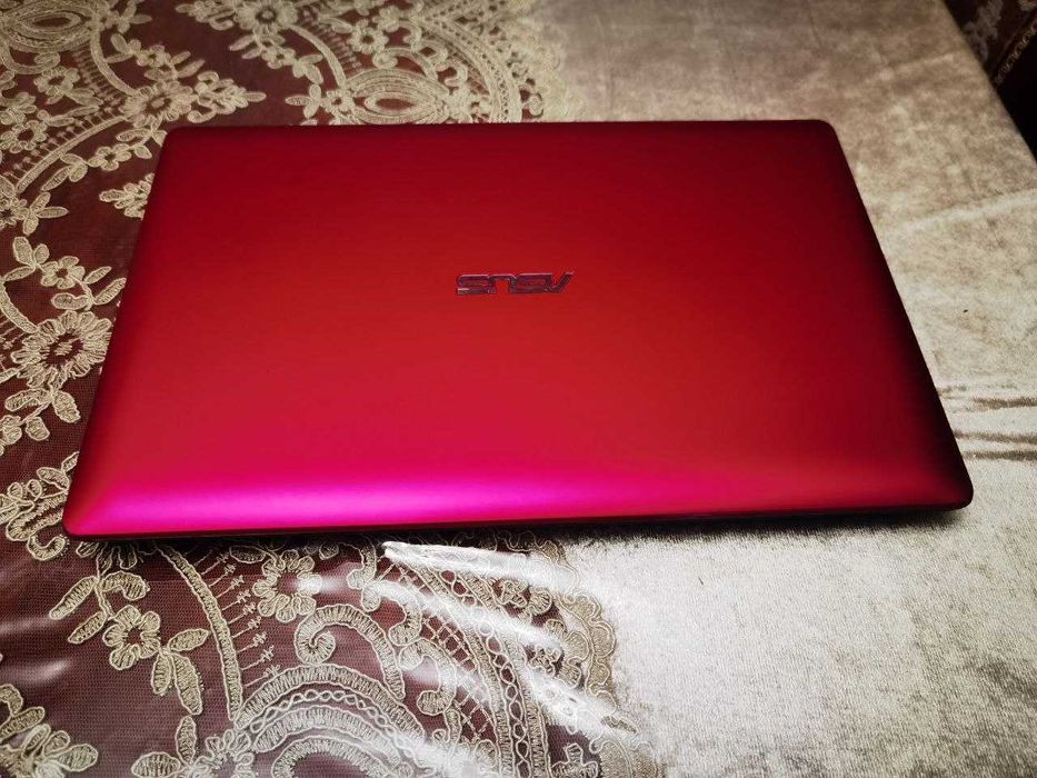 Netbook Asus. Продаю срочно. Торг уместен. 200 дол