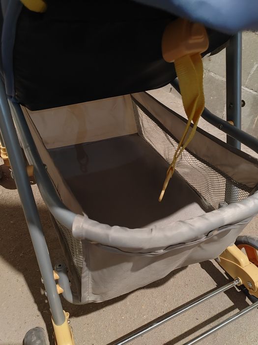 Подаётся летняя коляска