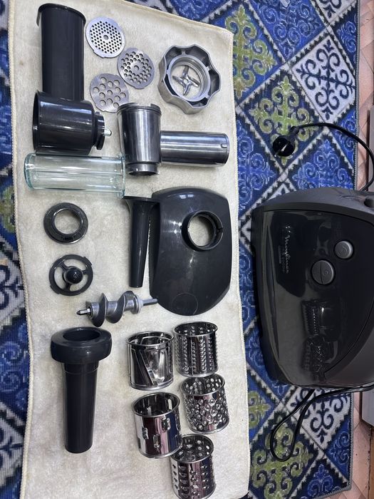 Продам Мясорубку moulinex