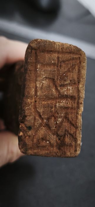 Pristolnic, pecetar vechi din lemn pentru prescuri