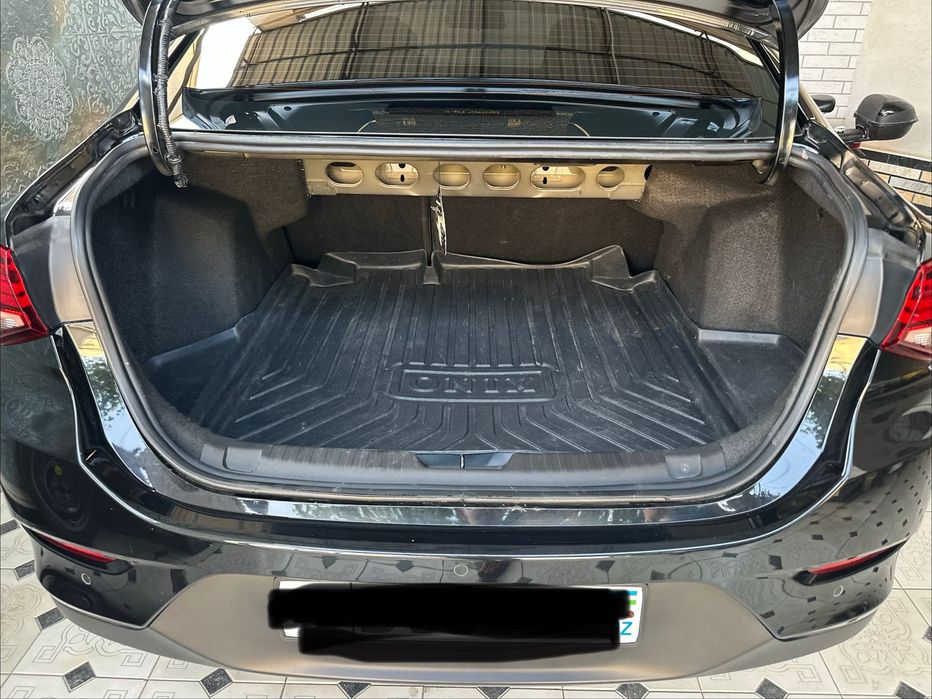 Chevrolet   Onix