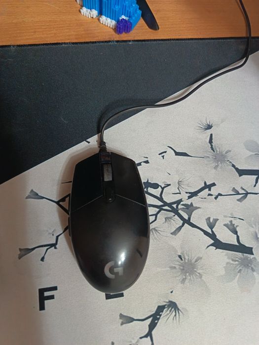 Продам мышь, в очень хорошем состояний