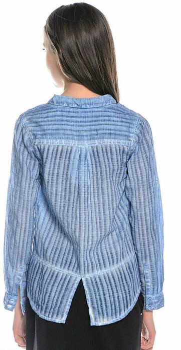 Блузка на девочку размер М, до роста 152 (+/-3 класс)