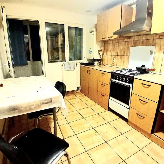 Camera libera in apartament cu 2 camere Mircea cel Bătrân