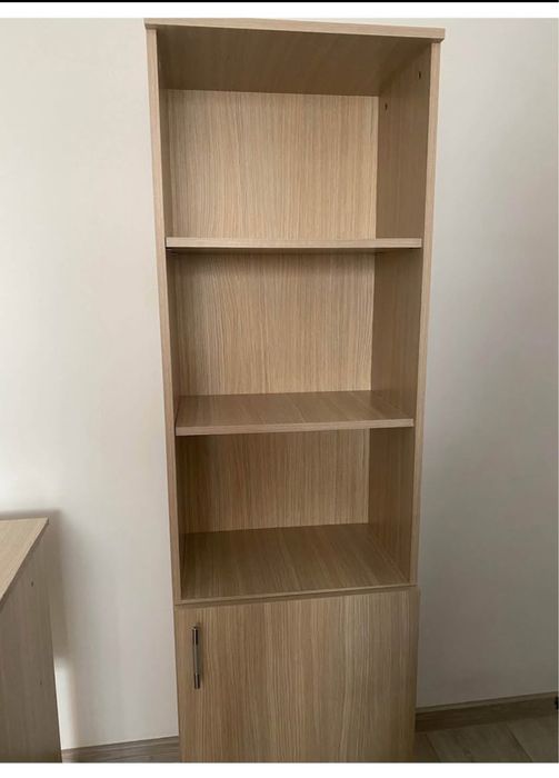 Birou si 2 biblioteci de birou