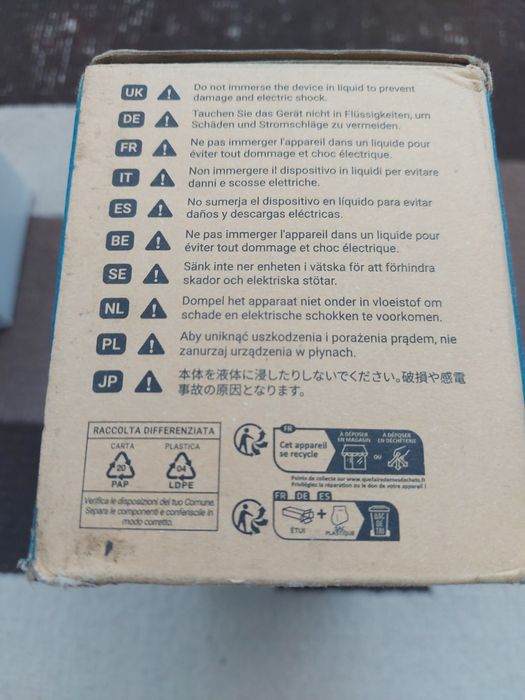 Vînd aparat anti umiditate  nou