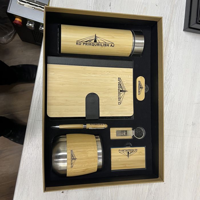 Tayyor biznes naborla korporativ sovga