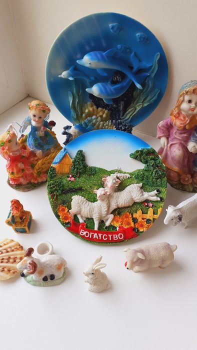 Продам статуэтки.