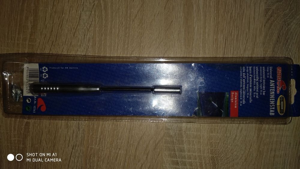 Antena Auto , lungime 18 cm , NOU