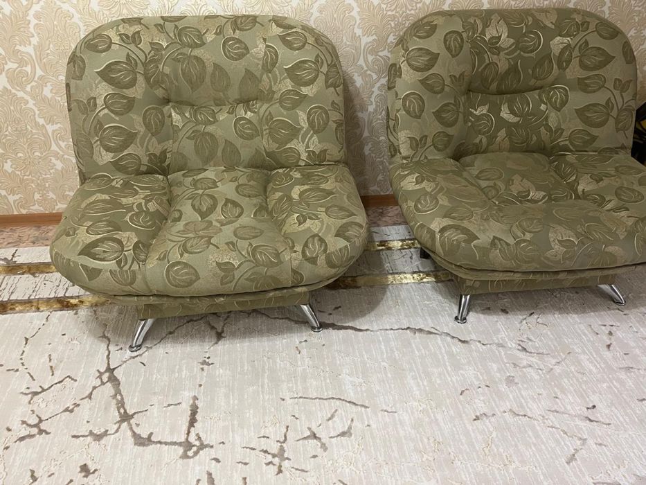 Продам диван 15.000