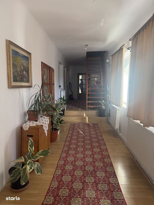 Casa 5 camere cu teren 2300 mp - Jucu de Sus