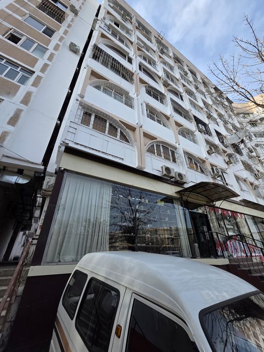 Сдаётся нежилое помещение под офис. Метро "Айбек " 44м2