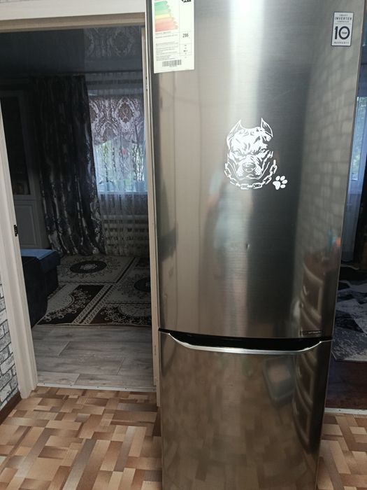 Продам холодильник