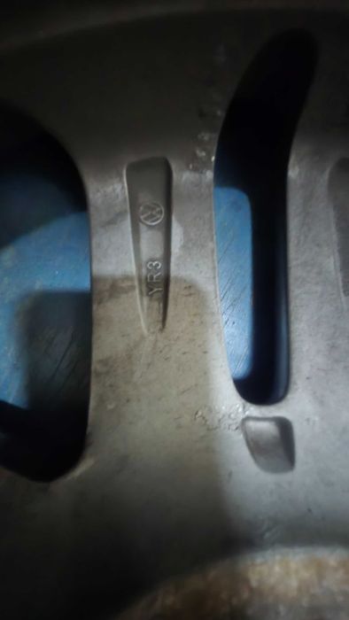 Jante originale vw cu cauciucuri noi Kumho/schimb