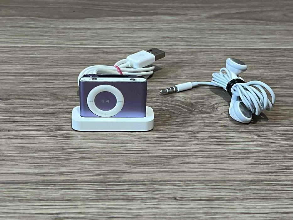 Ipod Shuffle diverse culori cu dock original Apple si casti,stare buna