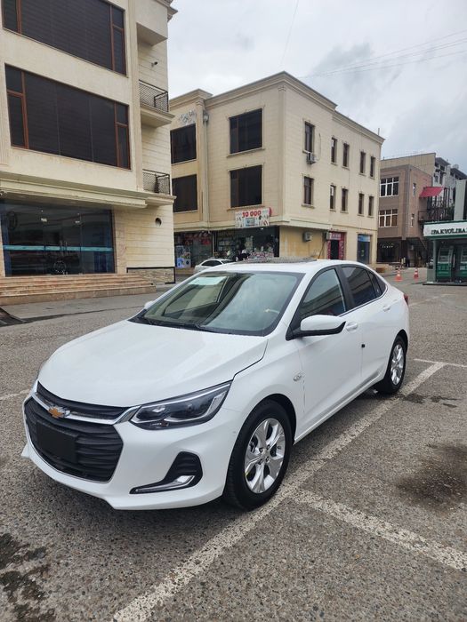 Onix Premier Plus 2024