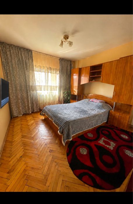 Apartament de inchiriat