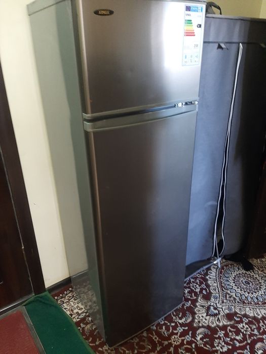 Холодилник техника для кухни