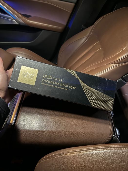 Placa de păr noua sigilată GHD platinum + Professional smart styler