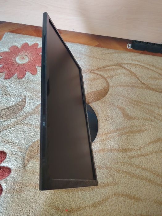 HP монитор 60hz използвано 1 седмица
