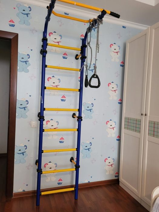 Продам шведскую стенку Romana